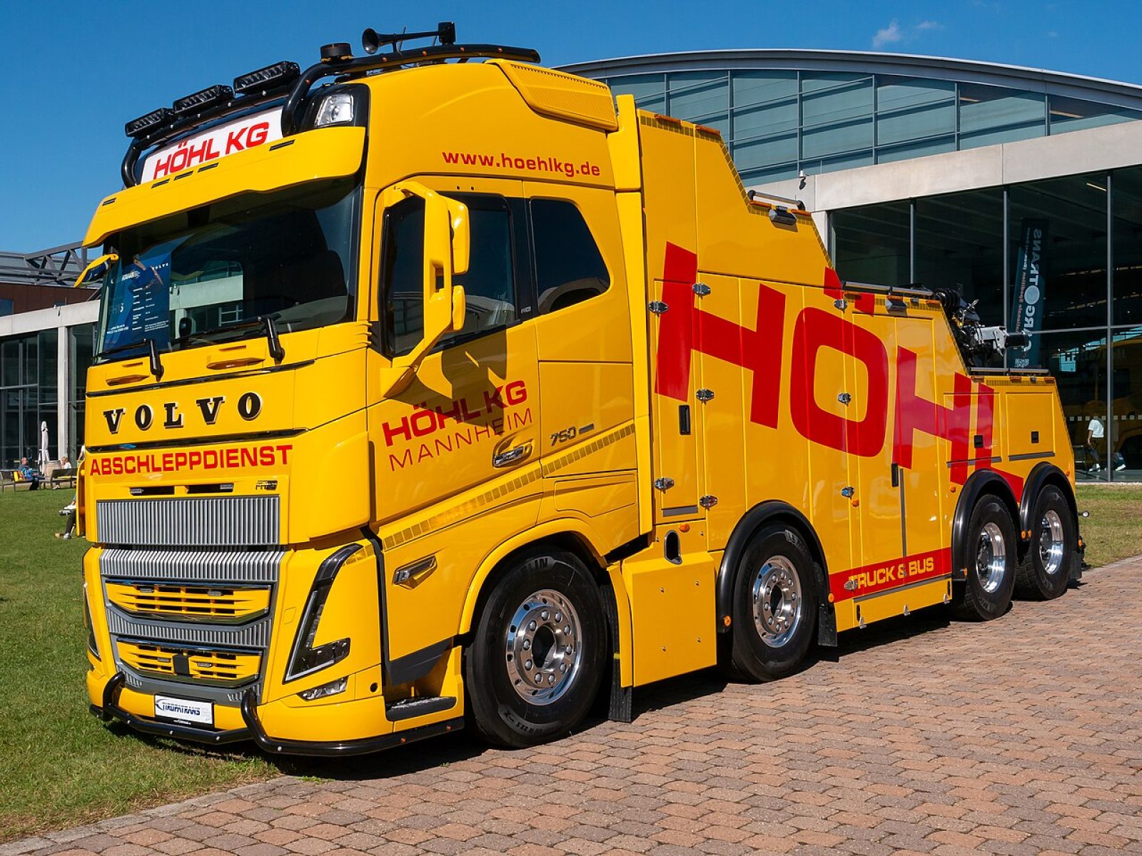 2025 Volvo FH — photo 12 of 12
