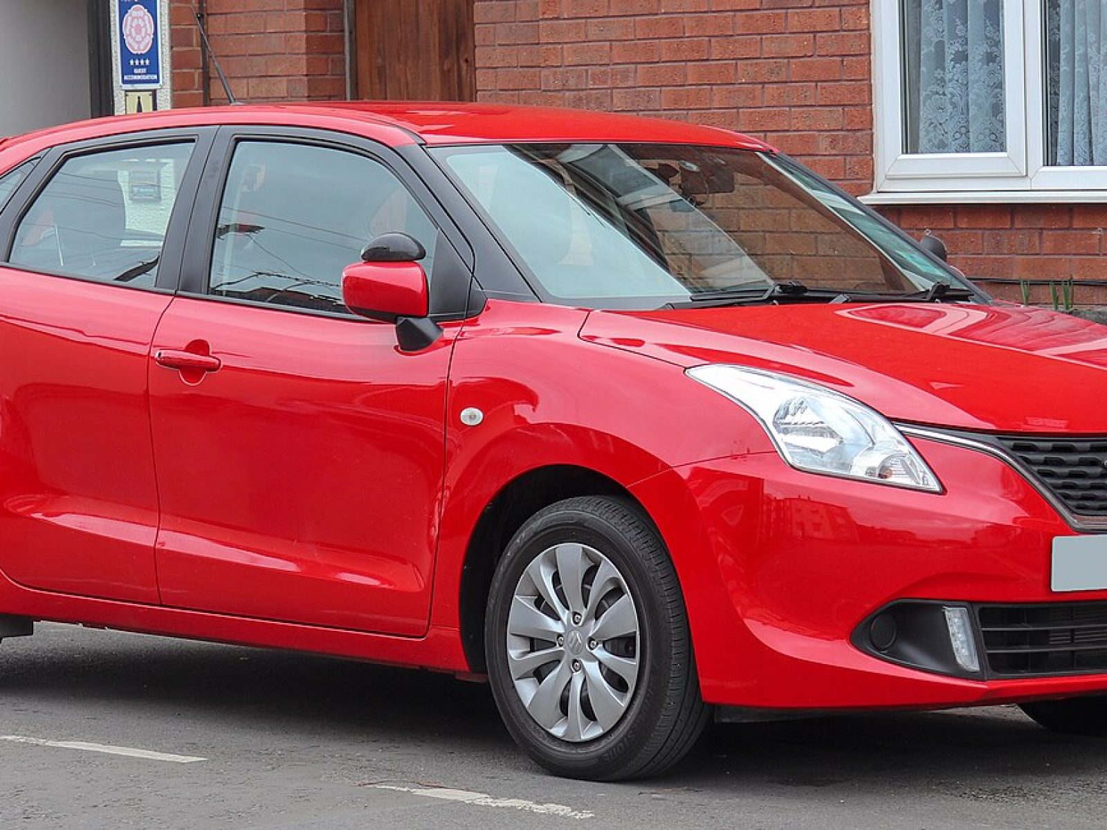 2018 Suzuki Baleno — photo 3 of 12